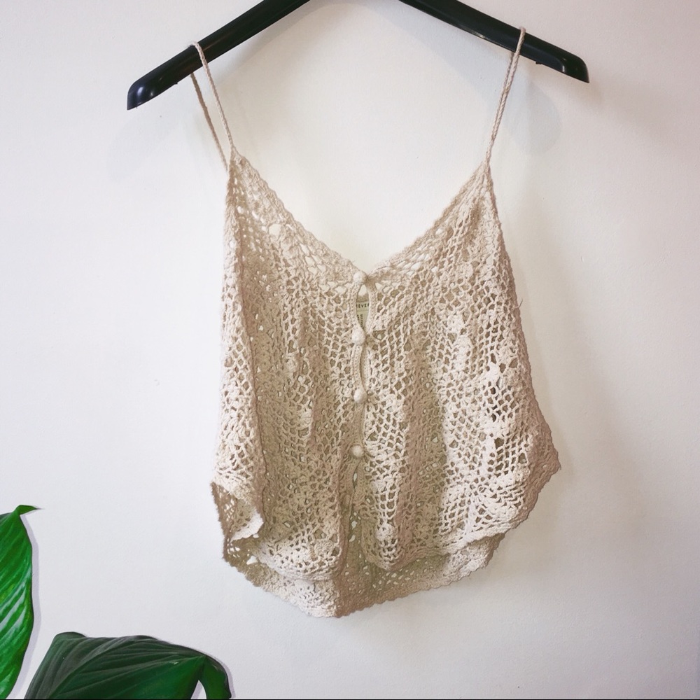 Crochet floral pattern beach top